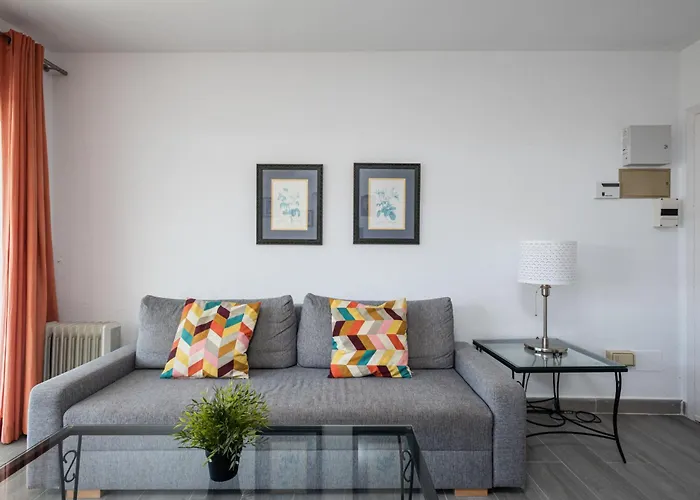 Apartment Jardin De Miraflores By Interhome
